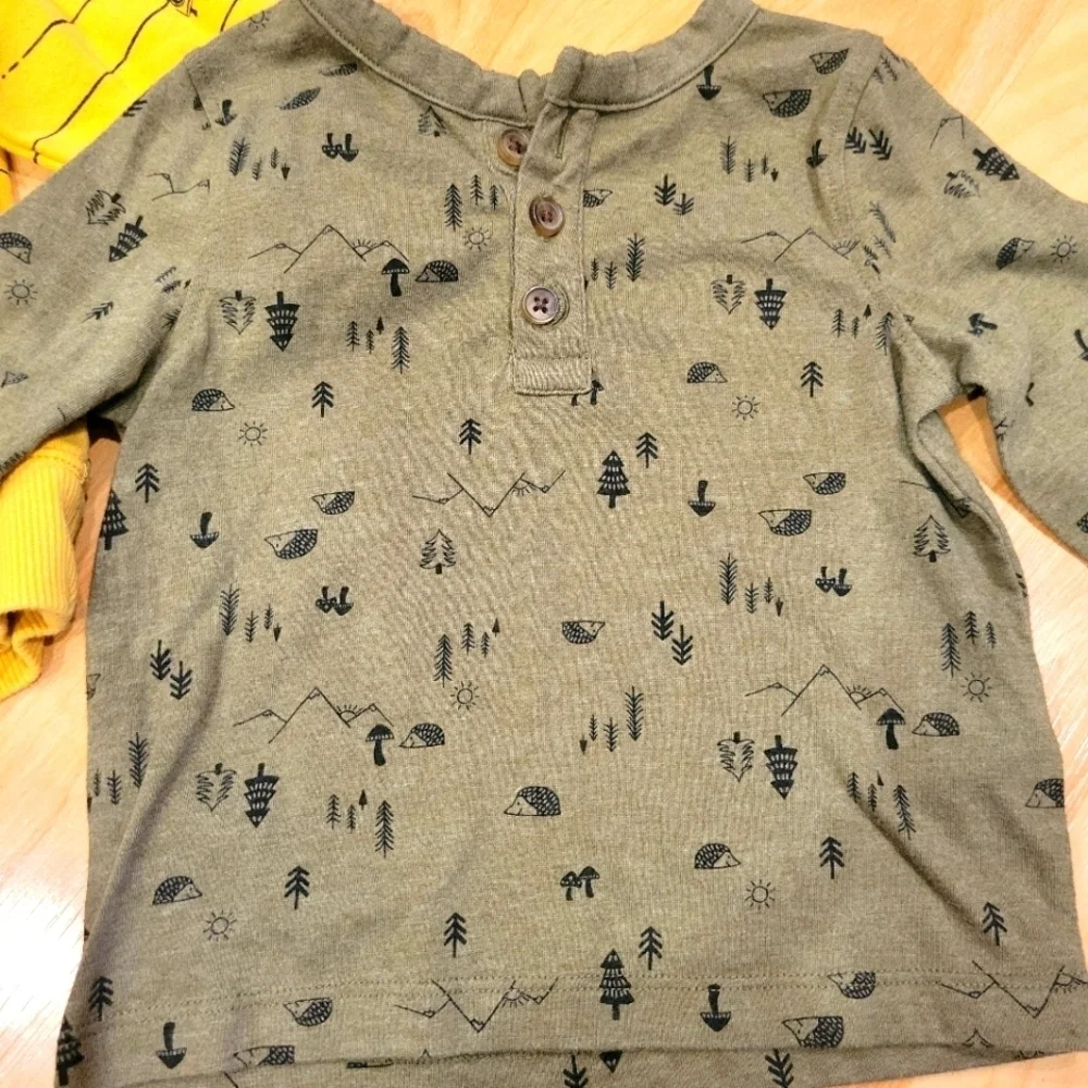 Bundle long sleeve baby tops sweatshirt size 12 months